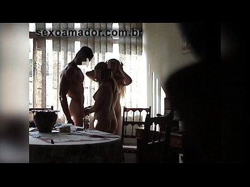 ❤️ Babaturan séks ngajak saurang lalaki raksasa sareng tiluan sareng anjeunna ❤❌ porno di urang